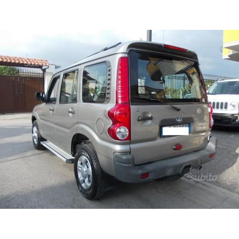 Mahindra goa 2.5 crde glx 4w autocarro
