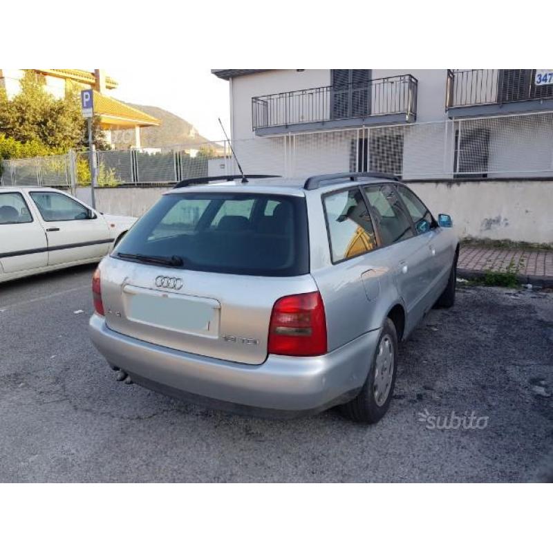 AUDI A4 1ª serie - 1998