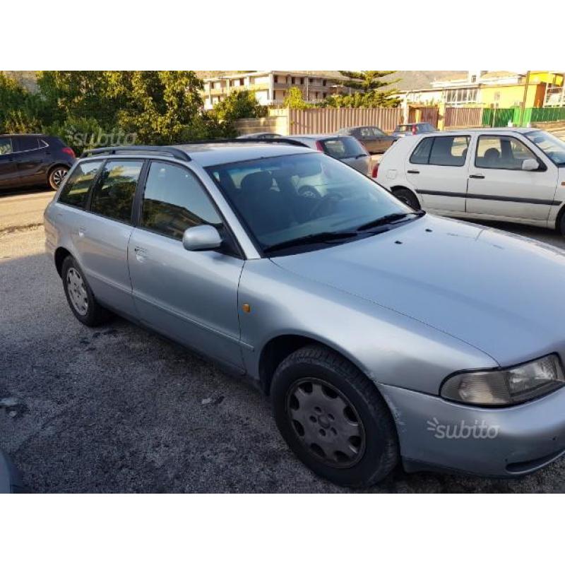 AUDI A4 1ª serie - 1998