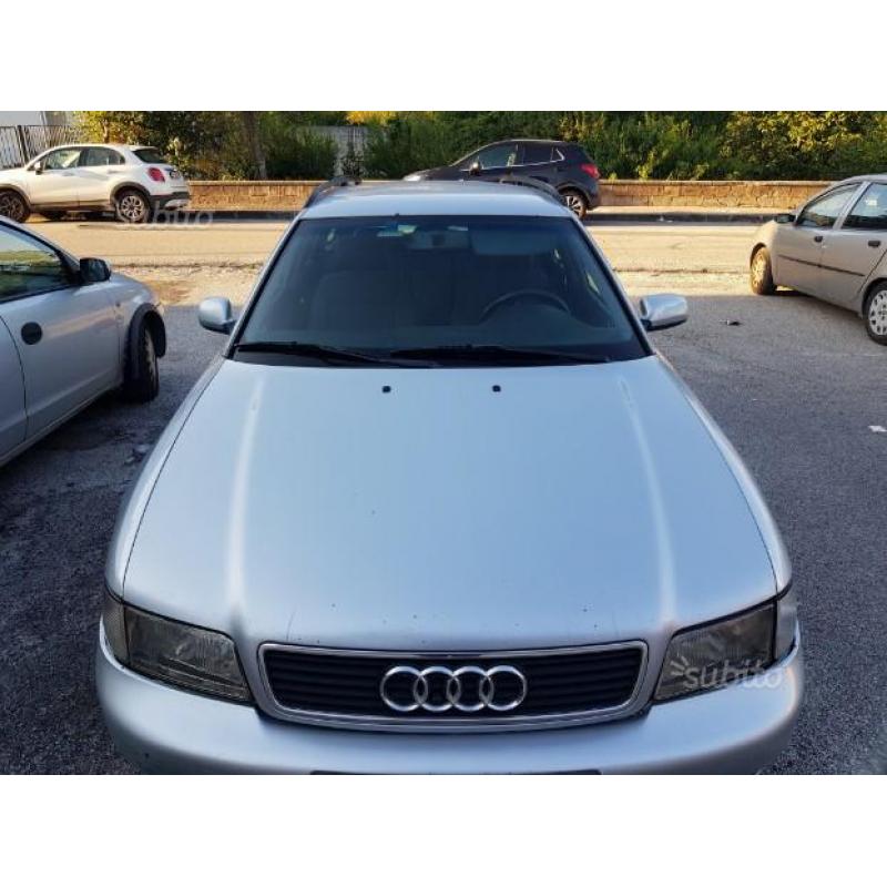 AUDI A4 1ª serie - 1998