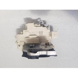 Serratura portiera posteriore destra audi A3 2014
