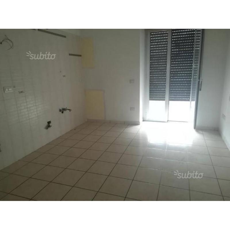 App.to luminoso con posto auto RIF 65