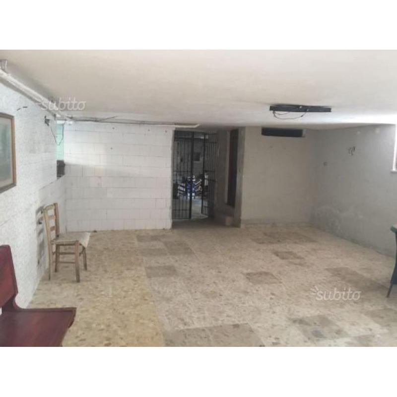 Villa con giardinetto in Marano Centro