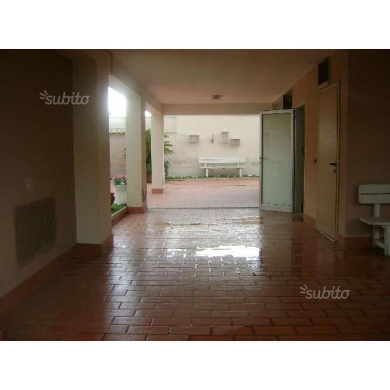 Villa su due livelli con depandance GV 622