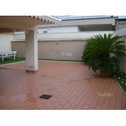Villa su due livelli con depandance GV 622