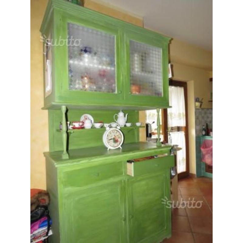 Credenza in legno shabby