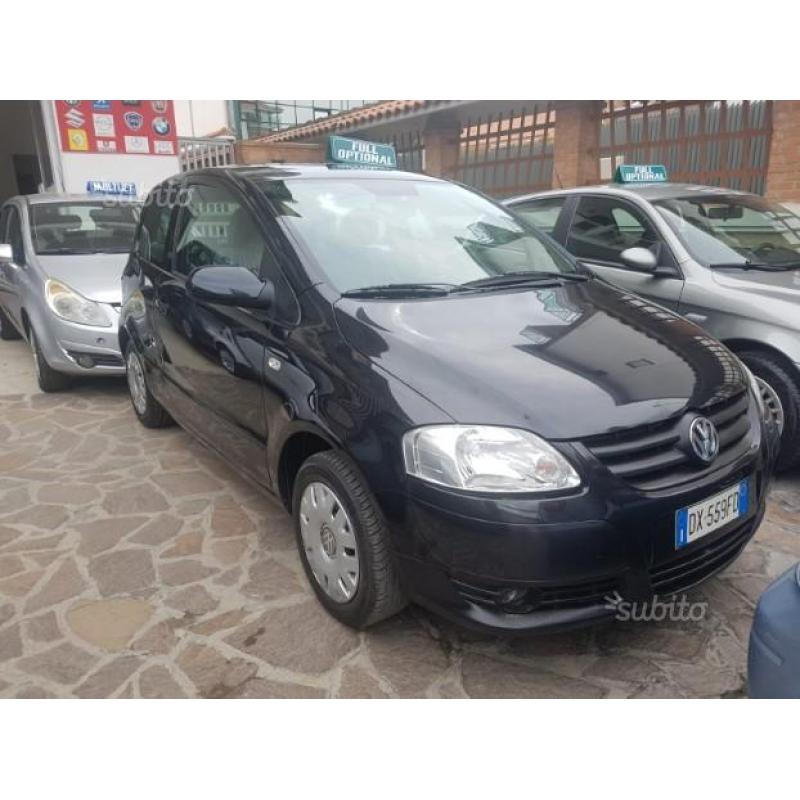 VOLKSWAGEN Fox - 2009