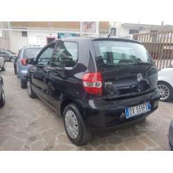 VOLKSWAGEN Fox - 2009