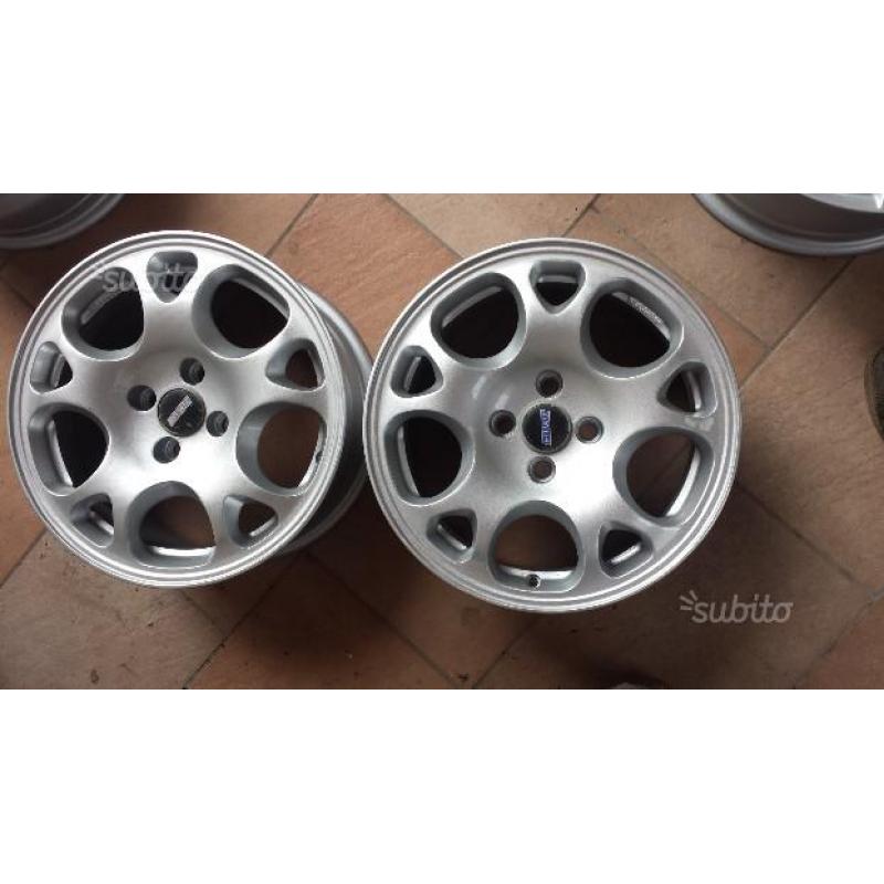 Cerchi in lega per FIT PUNTO R.15"