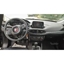 FIAT Tipo 2016 come nuova