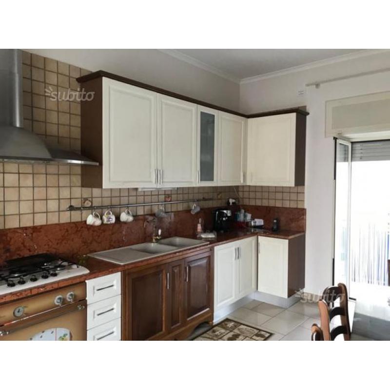 Cucina in legno rovere bianca