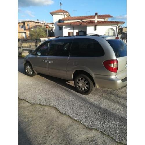 Chrysler grand voyager