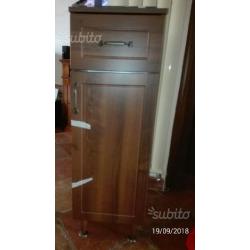 Mobile in legno