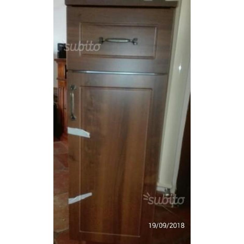 Mobile in legno