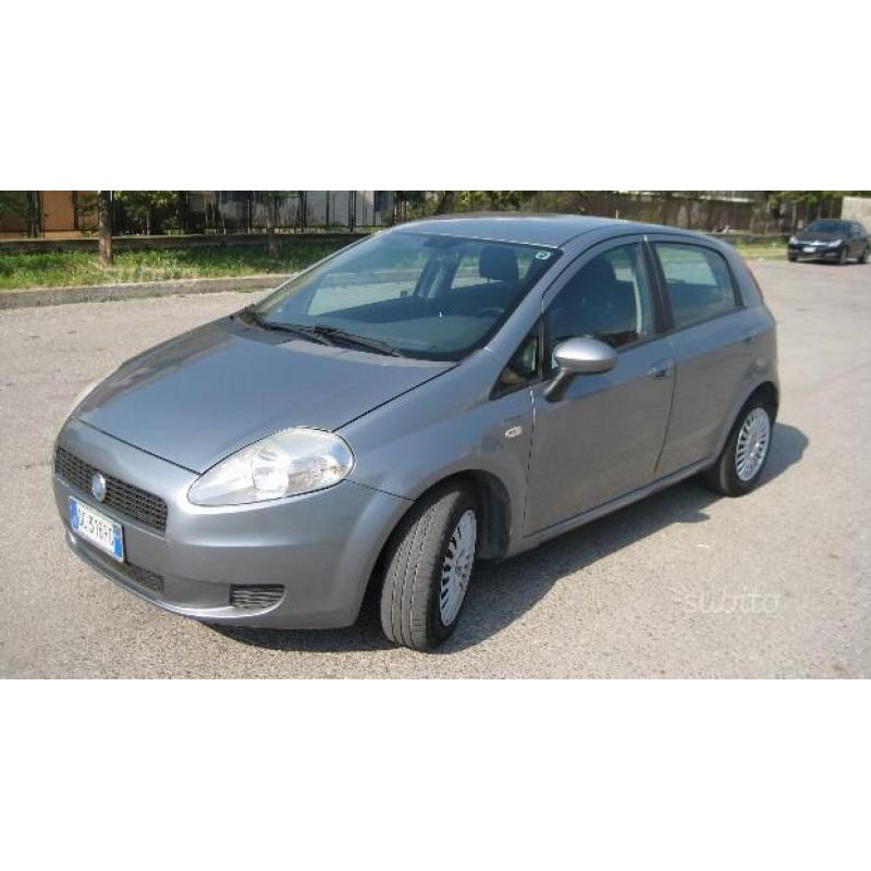 FIAT Grande Punto - 2006 1.3 MJT 90 CV 5 porte