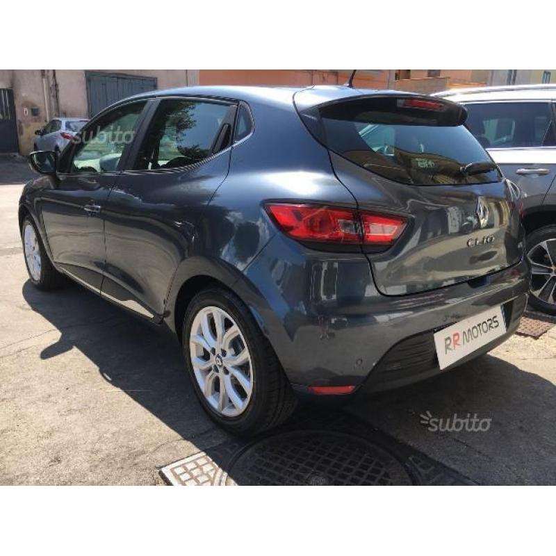 Concessionaria:renault clio 1.5 diesel 2017