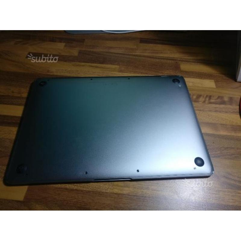 Macbook 12" display retina 166 cicli di ricaricav