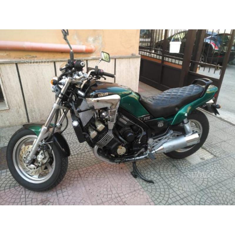 Yamaha Fzx 750
