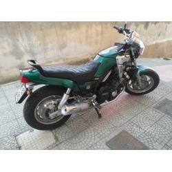 Yamaha Fzx 750