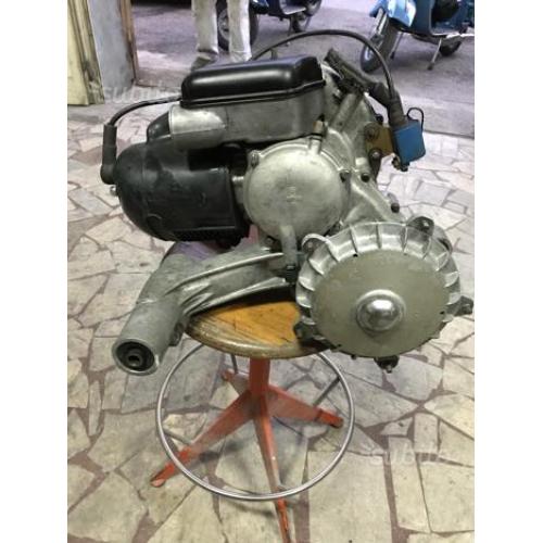 Motore vespa PX200
