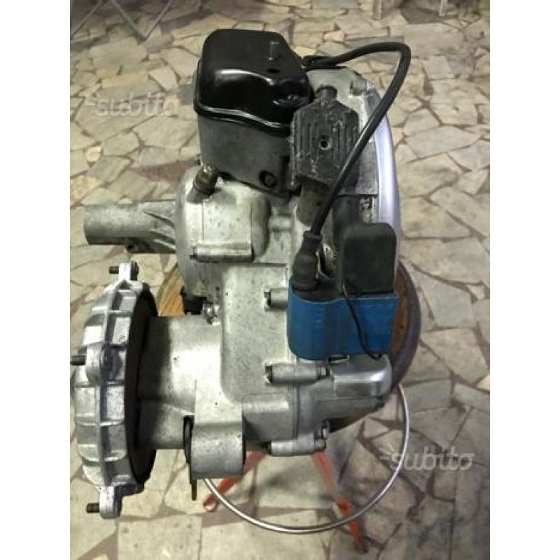 Motore vespa PX200