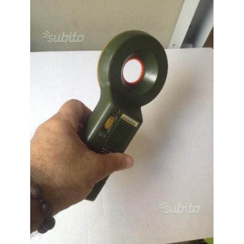 Rilevatore metalli,cavi elettrici,legno.Detector