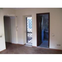 Pozzuoli:Vista Mare-4 vani+2 acc.+4 balconi