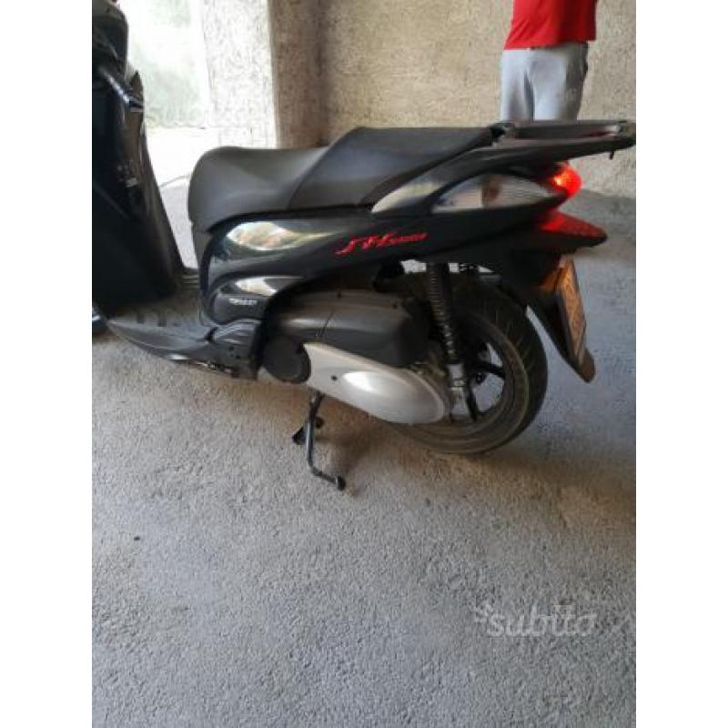 Sh 300