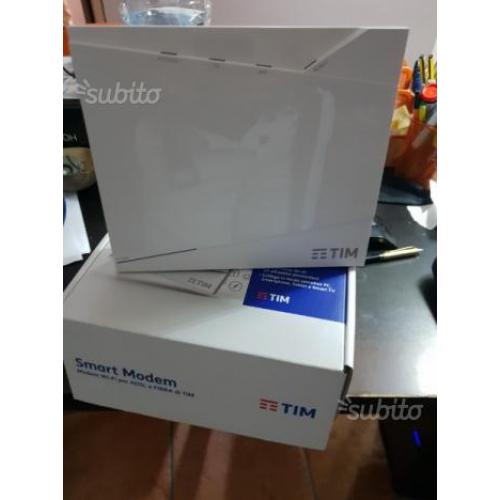 SMART MODEM ROUTER WI-FI FIBRA di TIM usato