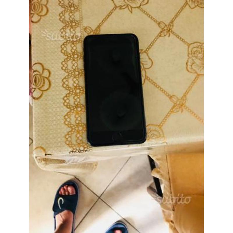 IPhone 8 Plus