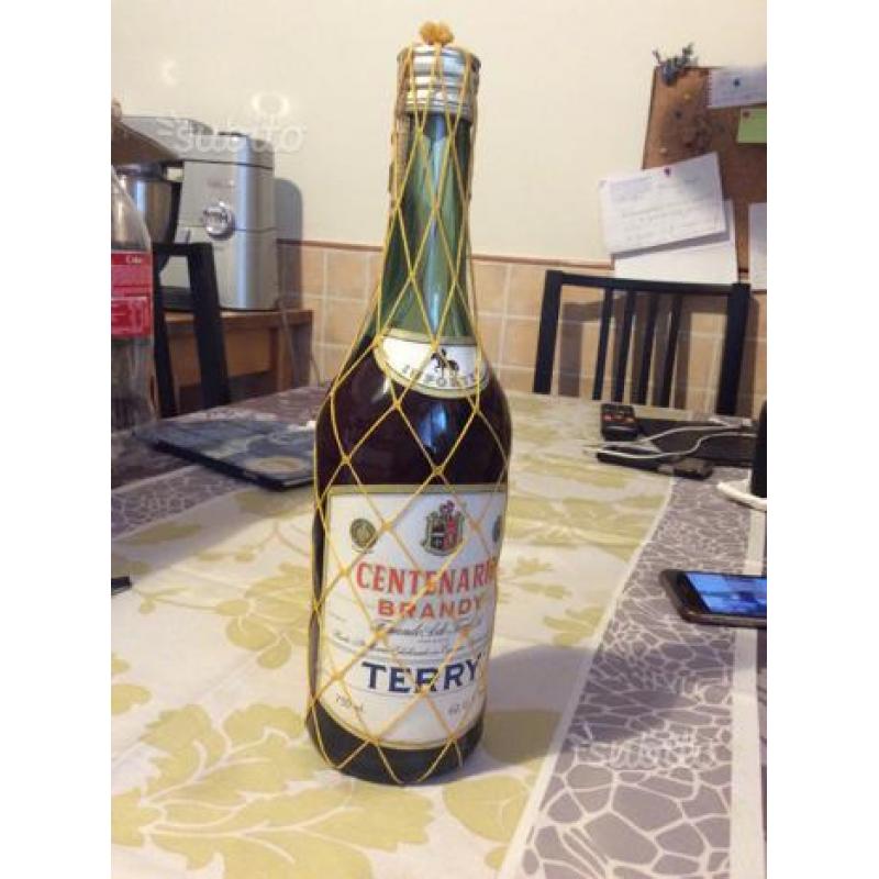 Bottiglia centenario brandy terry
