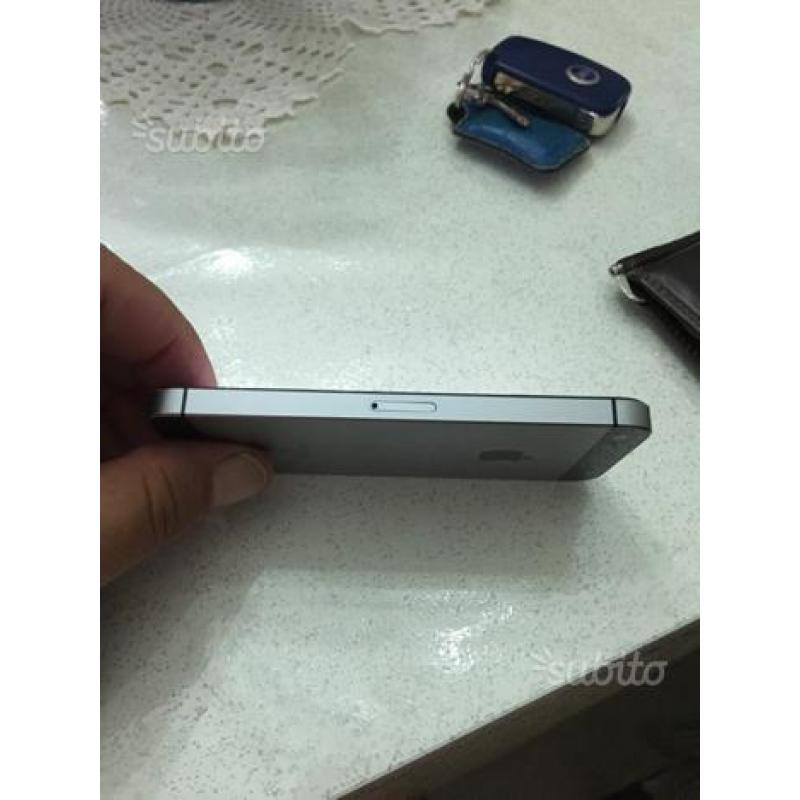 IPhone Se 16gb
