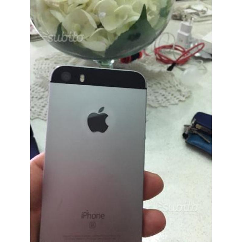 IPhone Se 16gb