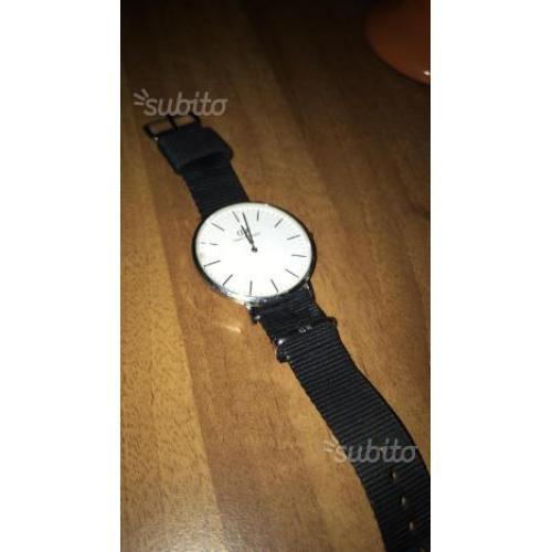 Daniel Wellington come nuovo - cinturino e scatolo