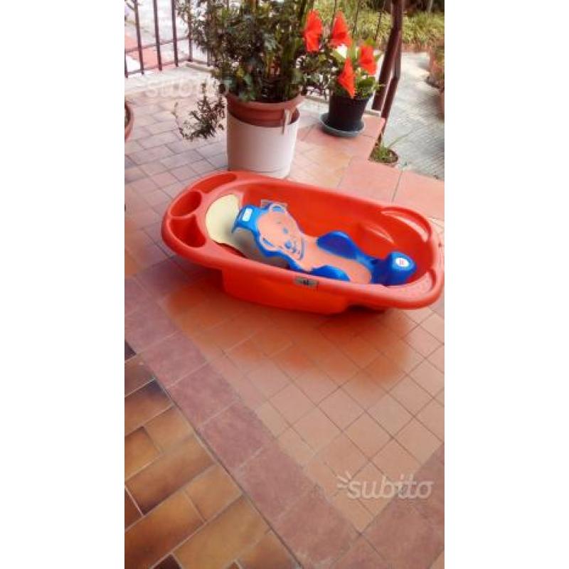 Vaschetta e riduttore bagnetto bimbi