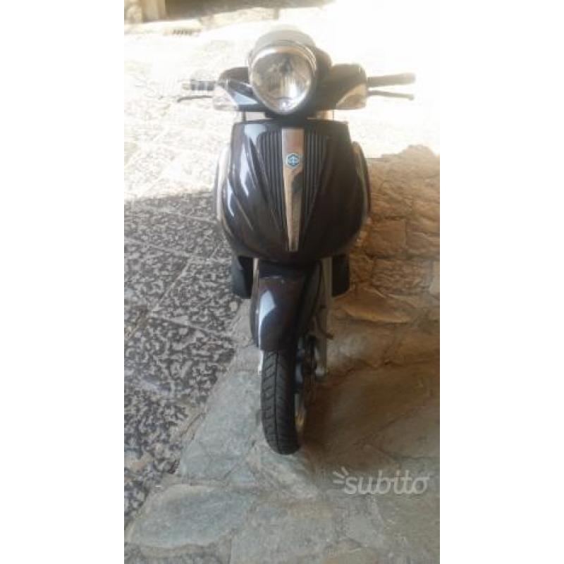 Beverly 124 tourer