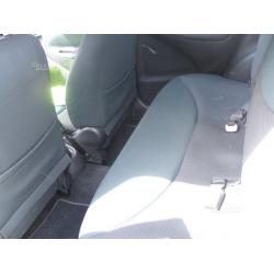 TOYOTA Yaris - 2004