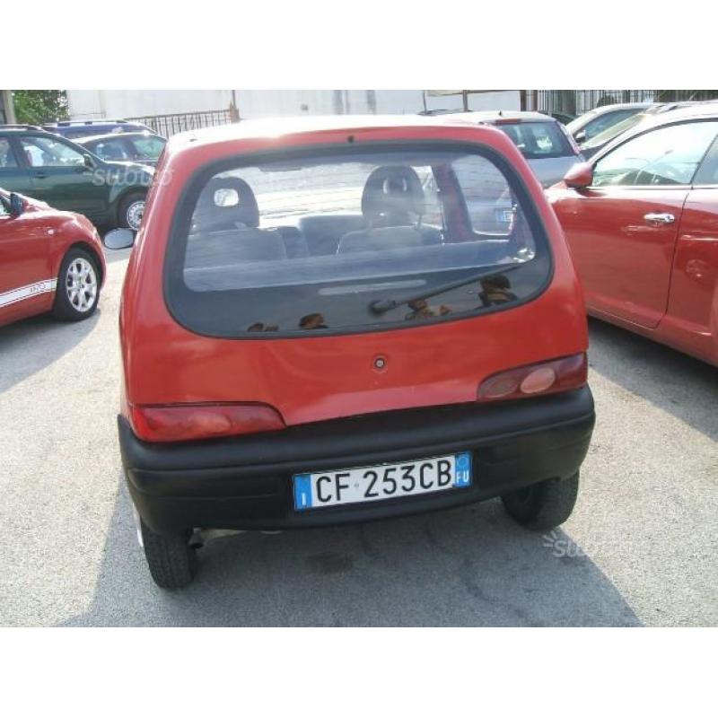 Fiat 600 - 2004