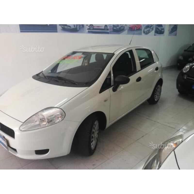 Fiat grande punto multijet provenienza nord unicop