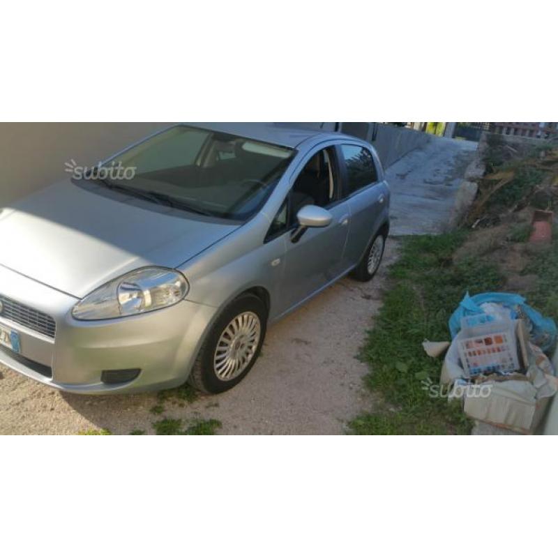 Fiat grande punto 1.3multijet pari al nuovo