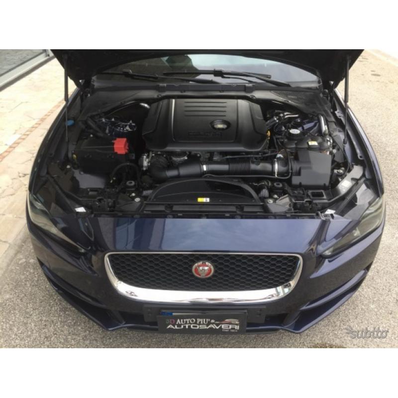 JAGUAR XE 2.0 D Turbo aut. Pure Business Edition